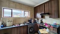 Kitchen - 10 square meters of property in Helderwyk Estate