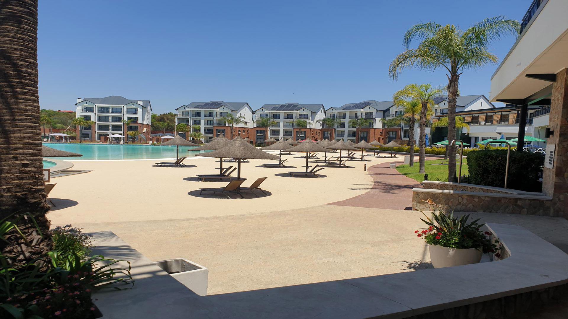 Backyard of property in Zwartkoppies