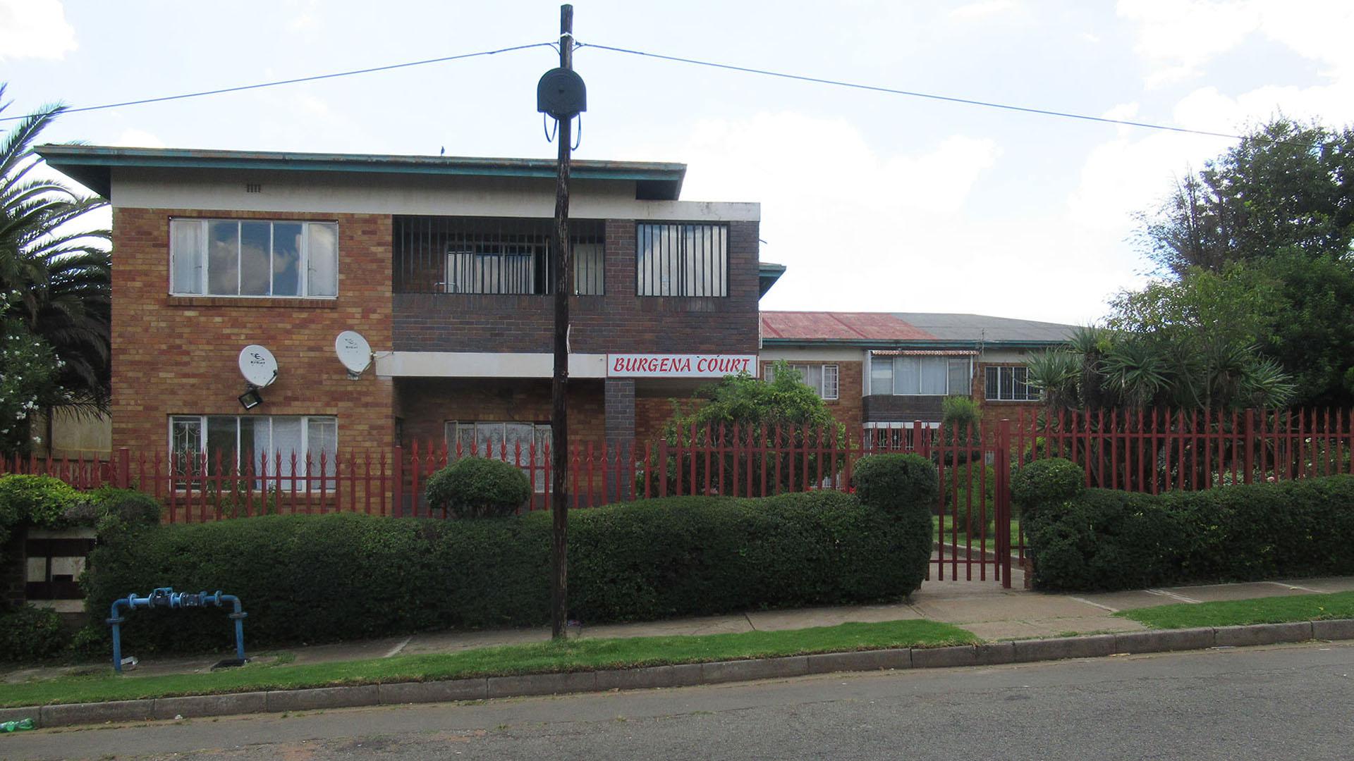 Front View of property in Florida