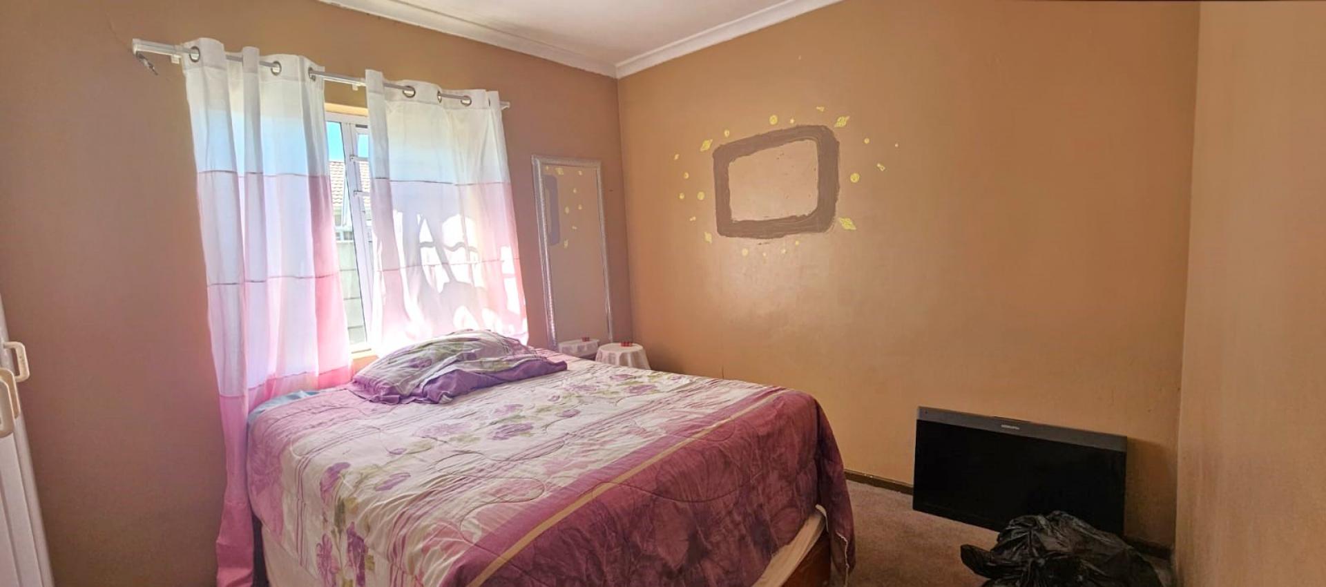  of property in Gordons Bay