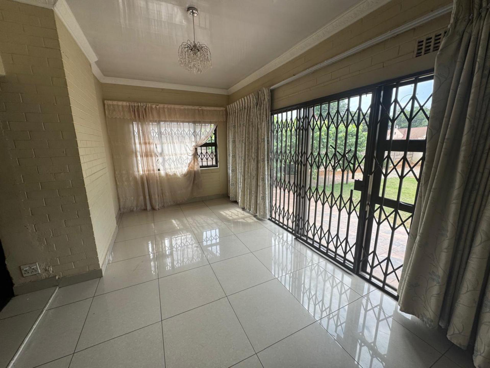  of property in Creswell Park