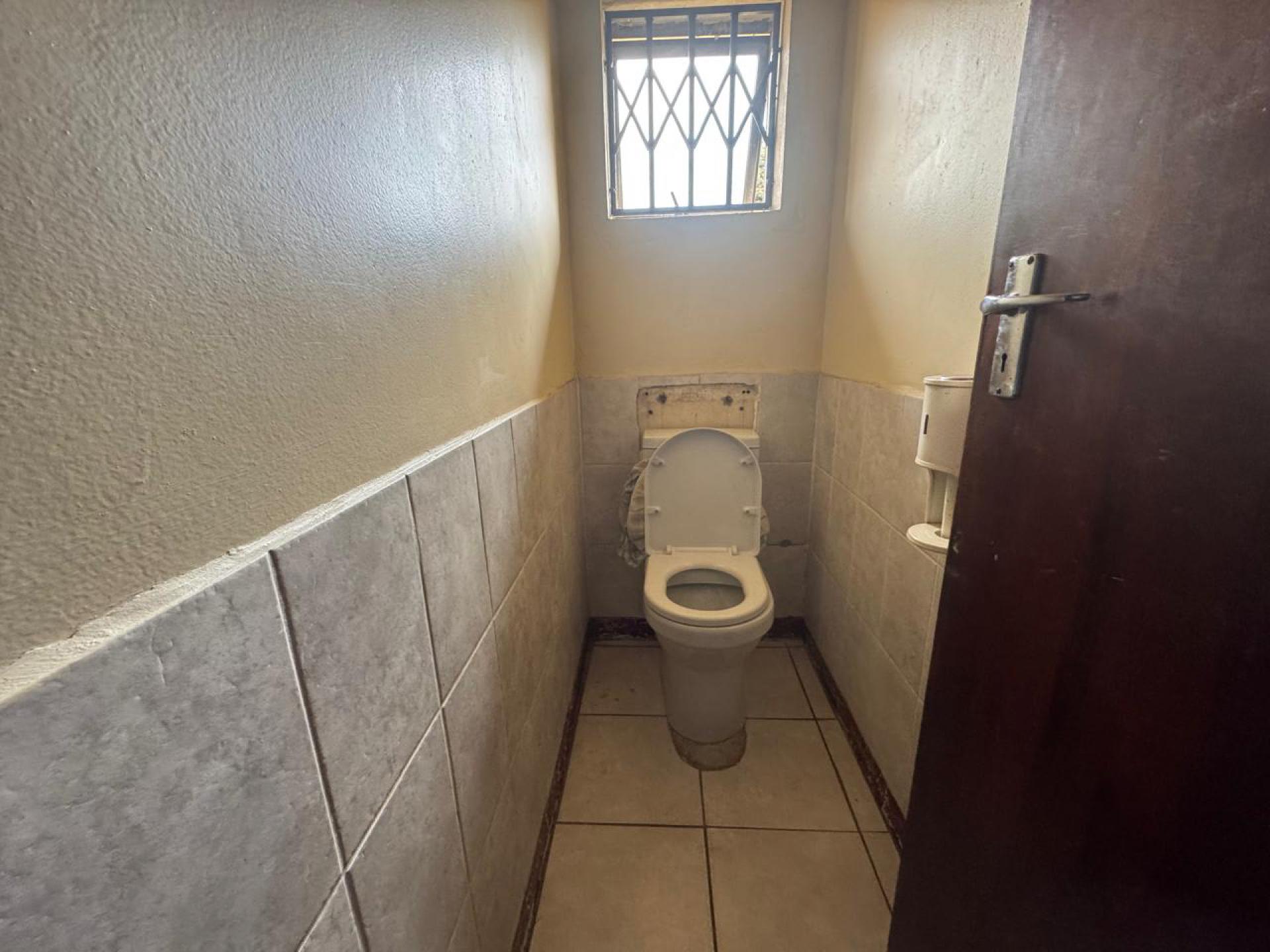  of property in Creswell Park