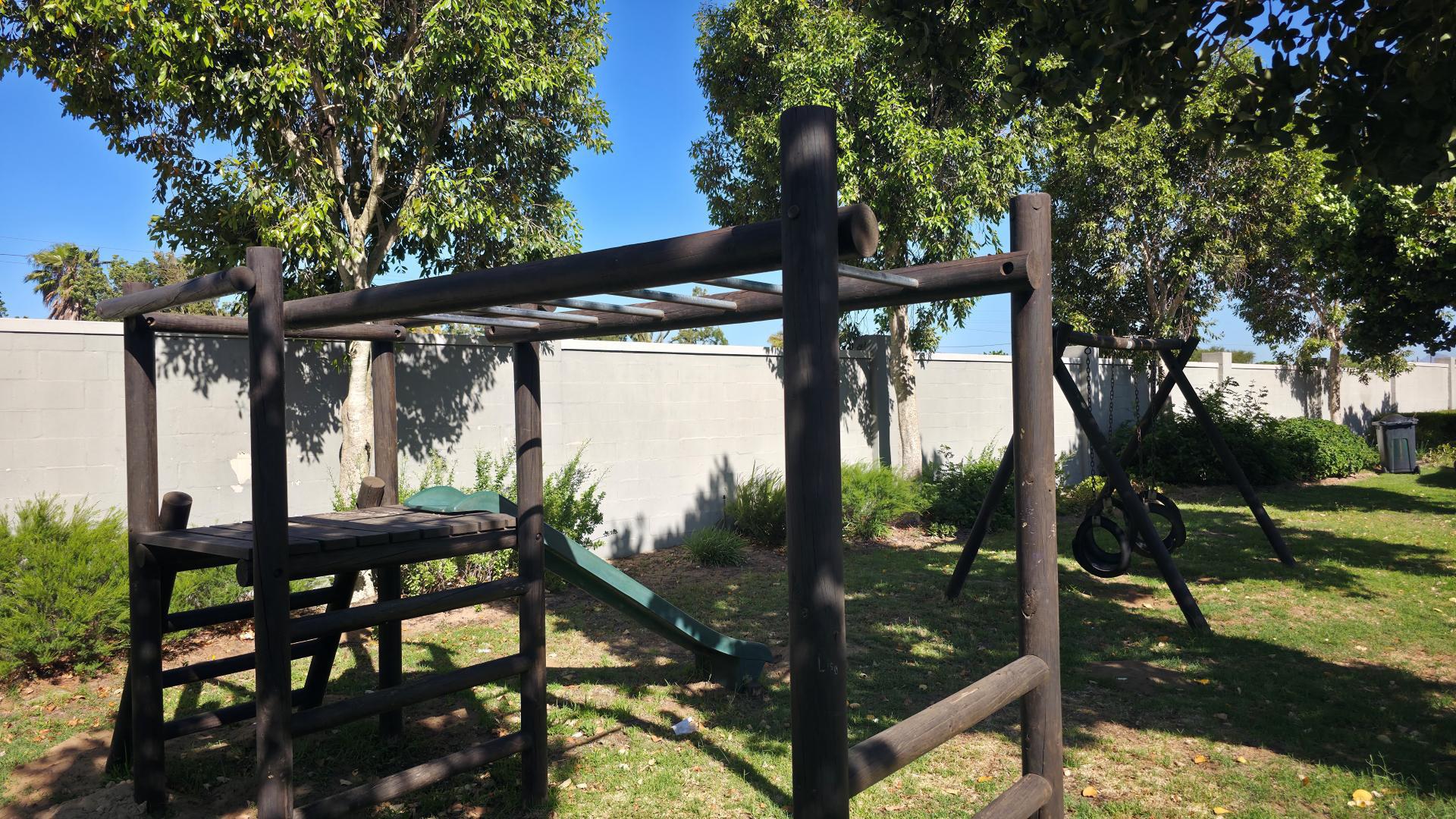 Entertainment of property in Buh Rein