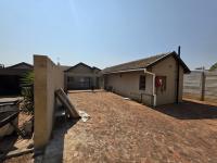  of property in Sinoville