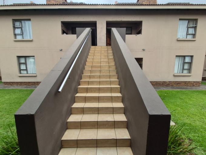 3 Bedroom Apartment for Sale For Sale in Albertsdal - MR700346