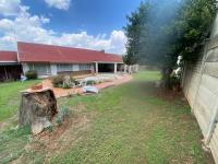  of property in Alan Manor