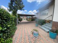  of property in Alan Manor