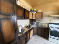  of property in Alan Manor