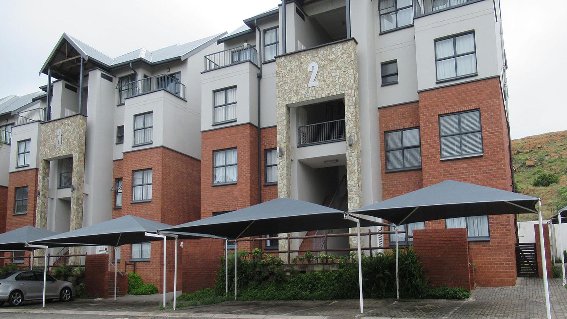 Front View of property in Oakdene