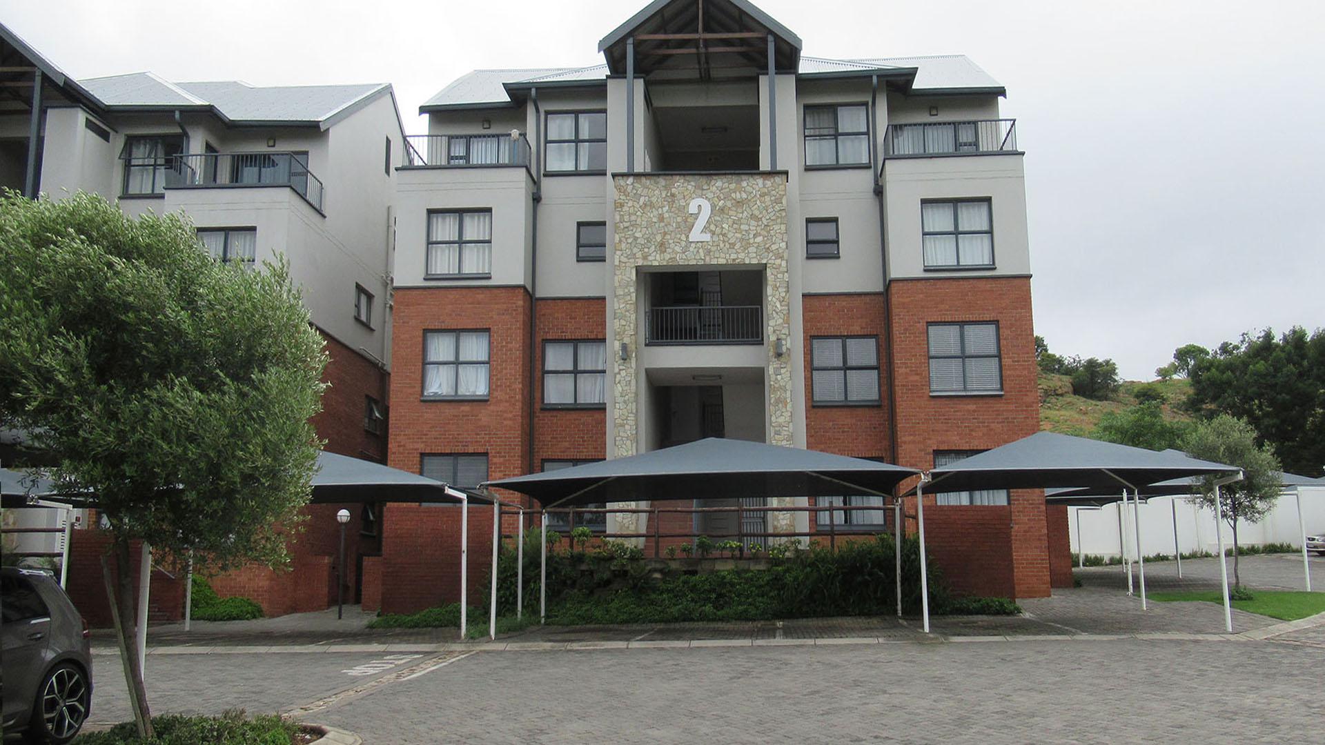 Front View of property in Oakdene