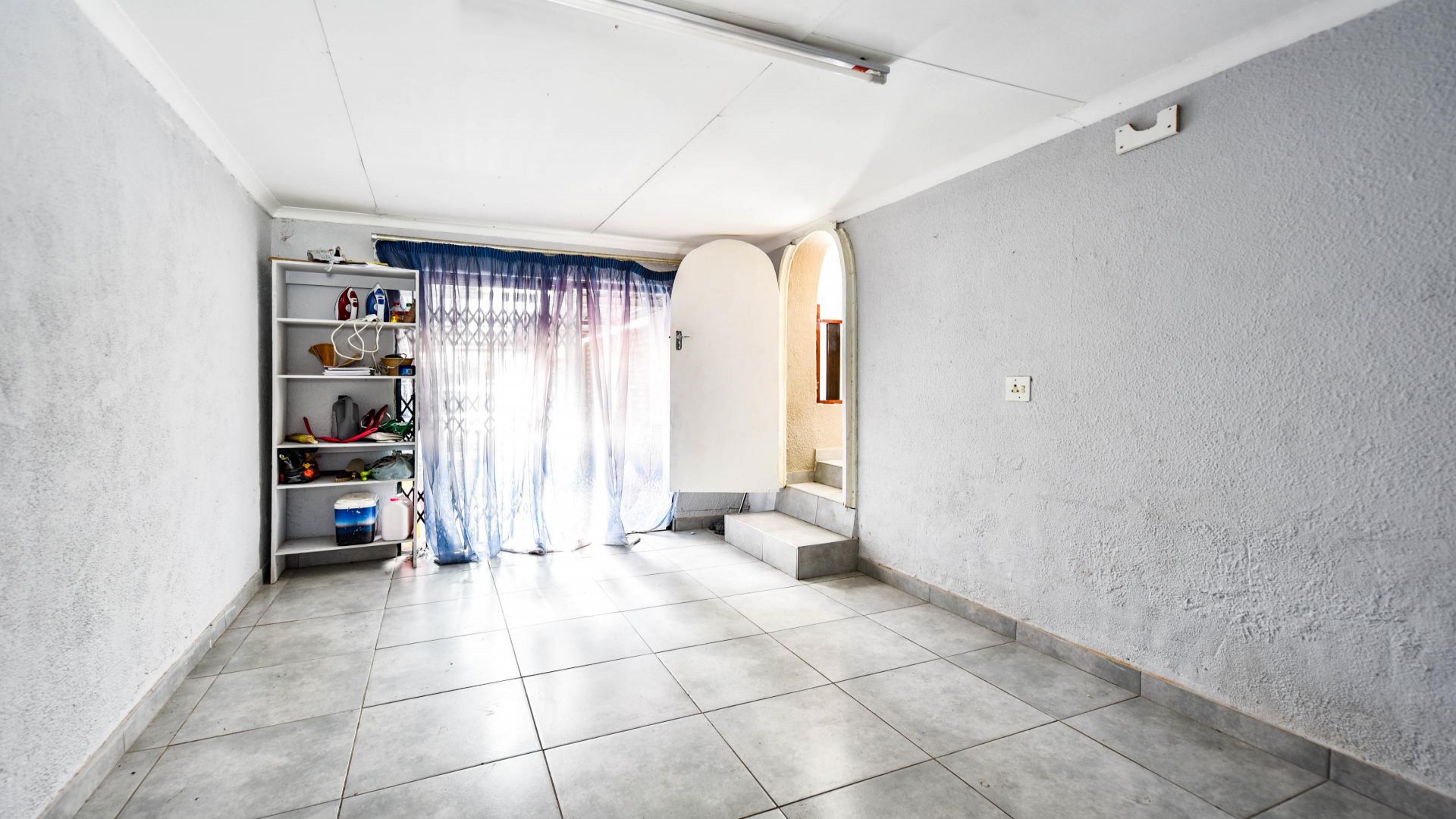 Spaces of property in Die Hoewes