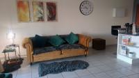 Lounges of property in Kidds Beach