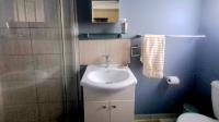 Bathroom 2 of property in Kidds Beach