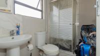 Main Bathroom of property in Hlanganani Village