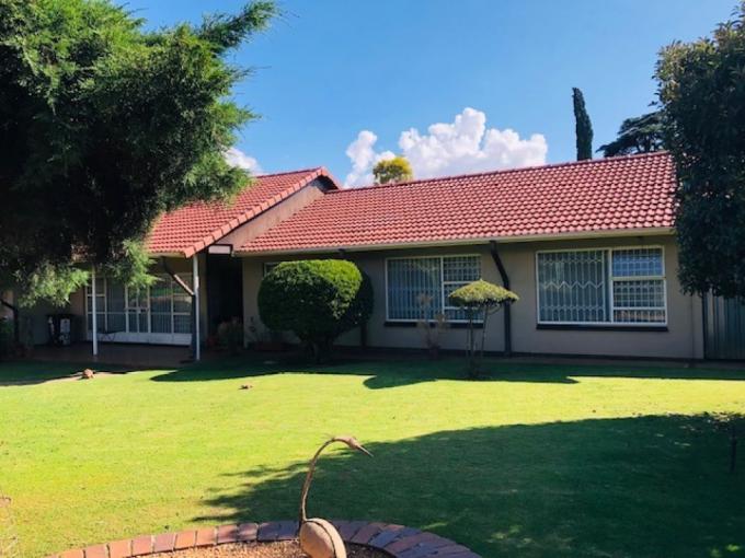 3 Bedroom House for Sale For Sale in Hazel Park - MR700492