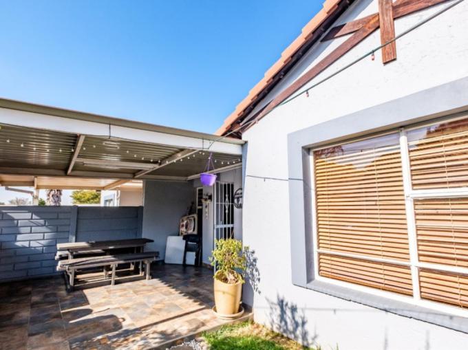 3 Bedroom Simplex for Sale For Sale in Meyersdal - MR700503