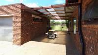 Patio - 20 square meters of property in Karenpark