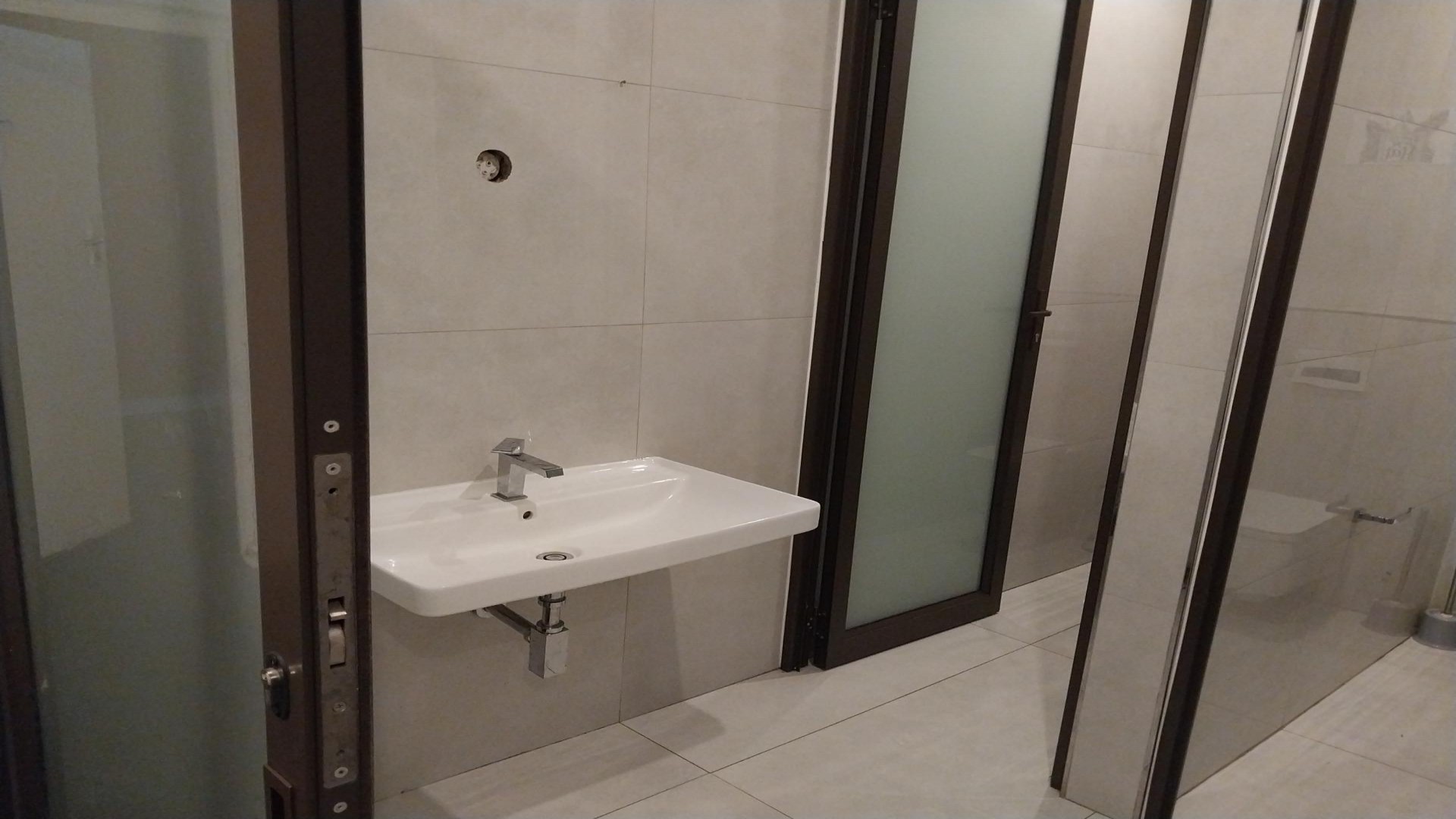 Bathroom 1 of property in Primrose