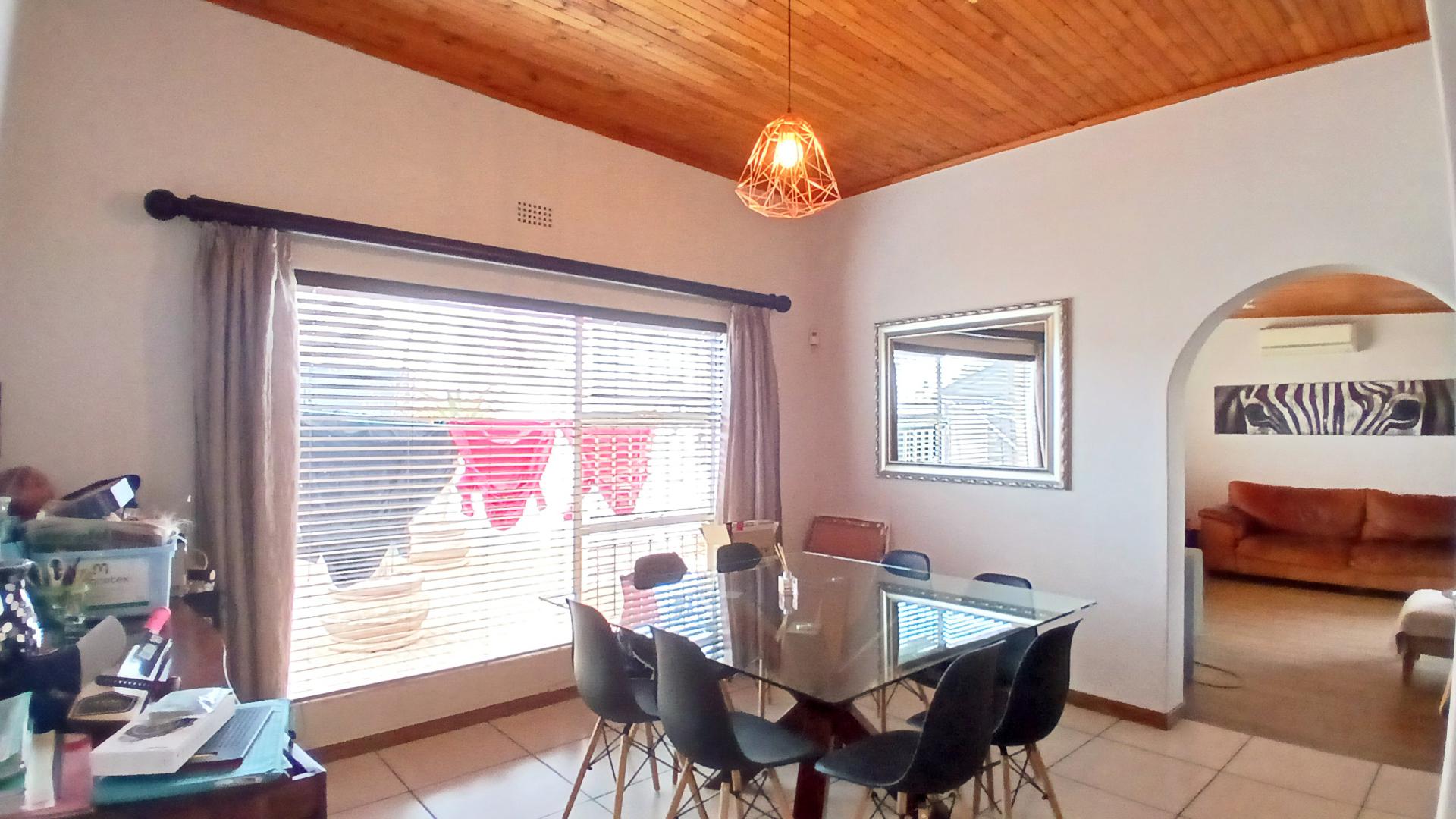 Dining Room of property in Oberholzer