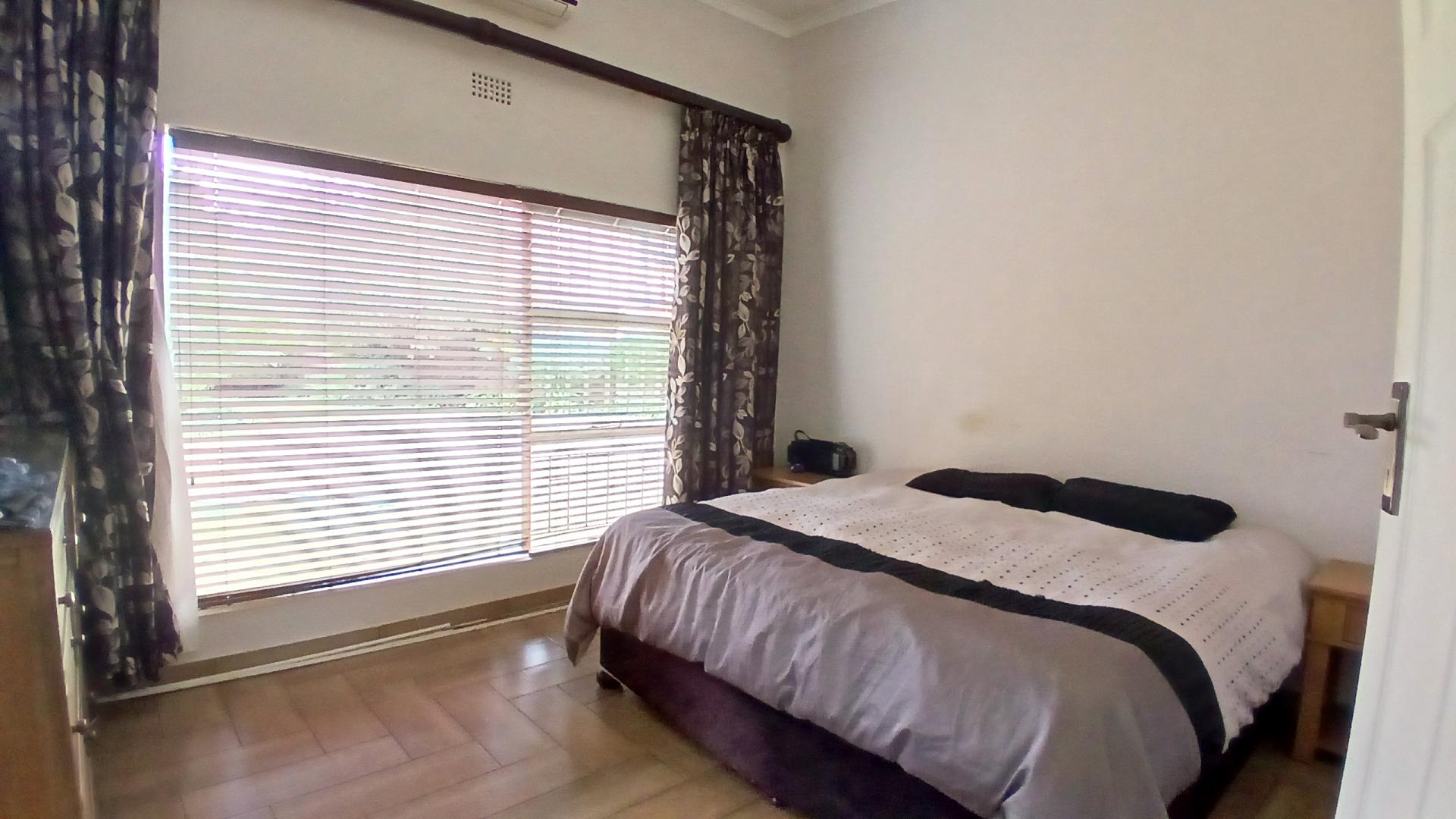 Bed Room 3 of property in Oberholzer