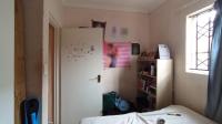 Bed Room 3 - 8 square meters of property in Riverside View