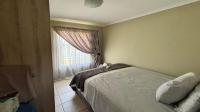 Bed Room 1 - 7 square meters of property in Albertsdal