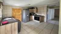 Kitchen - 6 square meters of property in Albertsdal