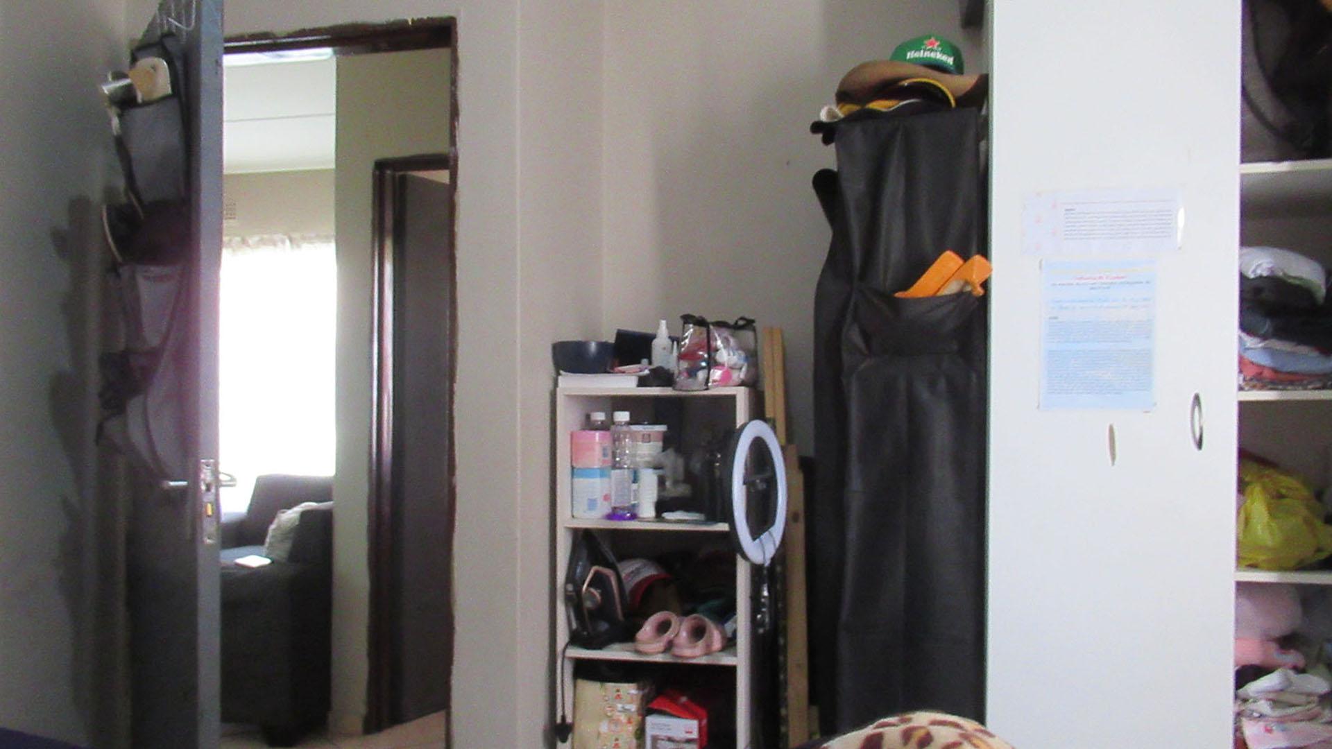 Bed Room 2 - 10 square meters of property in Jabulani