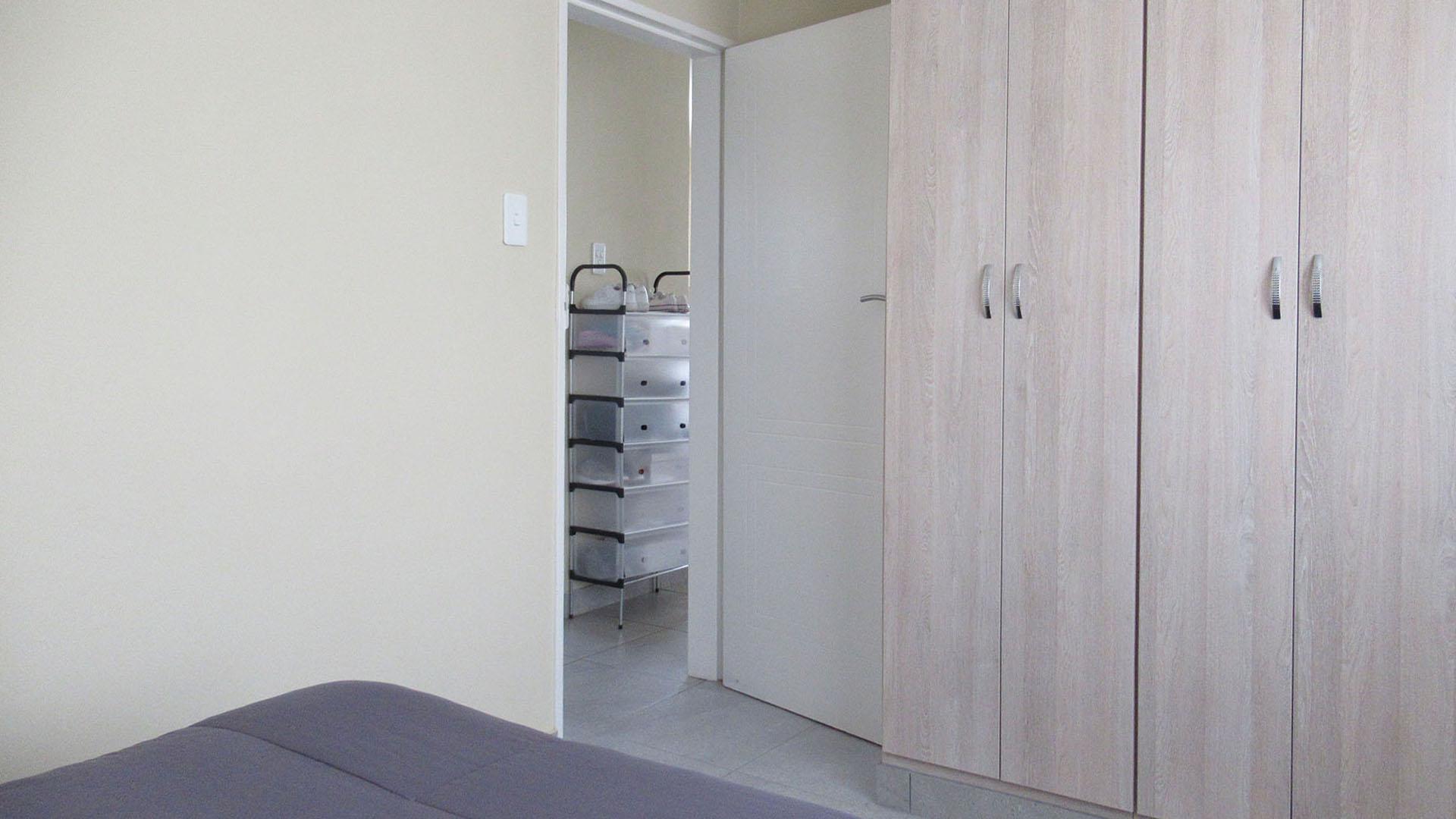 Bed Room 2 - 12 square meters of property in Mindalore