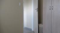 Bed Room 1 - 6 square meters of property in Mindalore