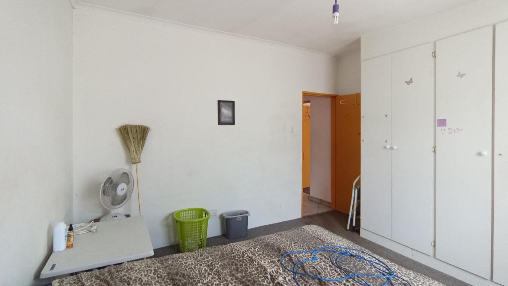 Bed Room 1 - 17 square meters of property in Wolmer