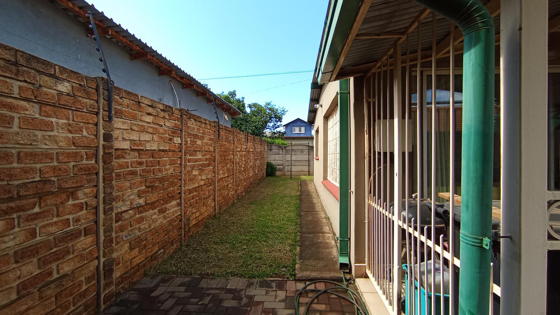 Backyard of property in Wolmer