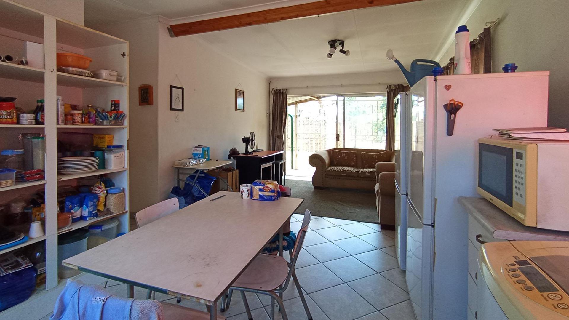 Kitchen - 16 square meters of property in Wolmer