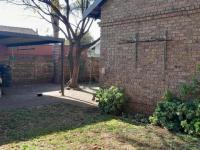  of property in Rooihuiskraal North