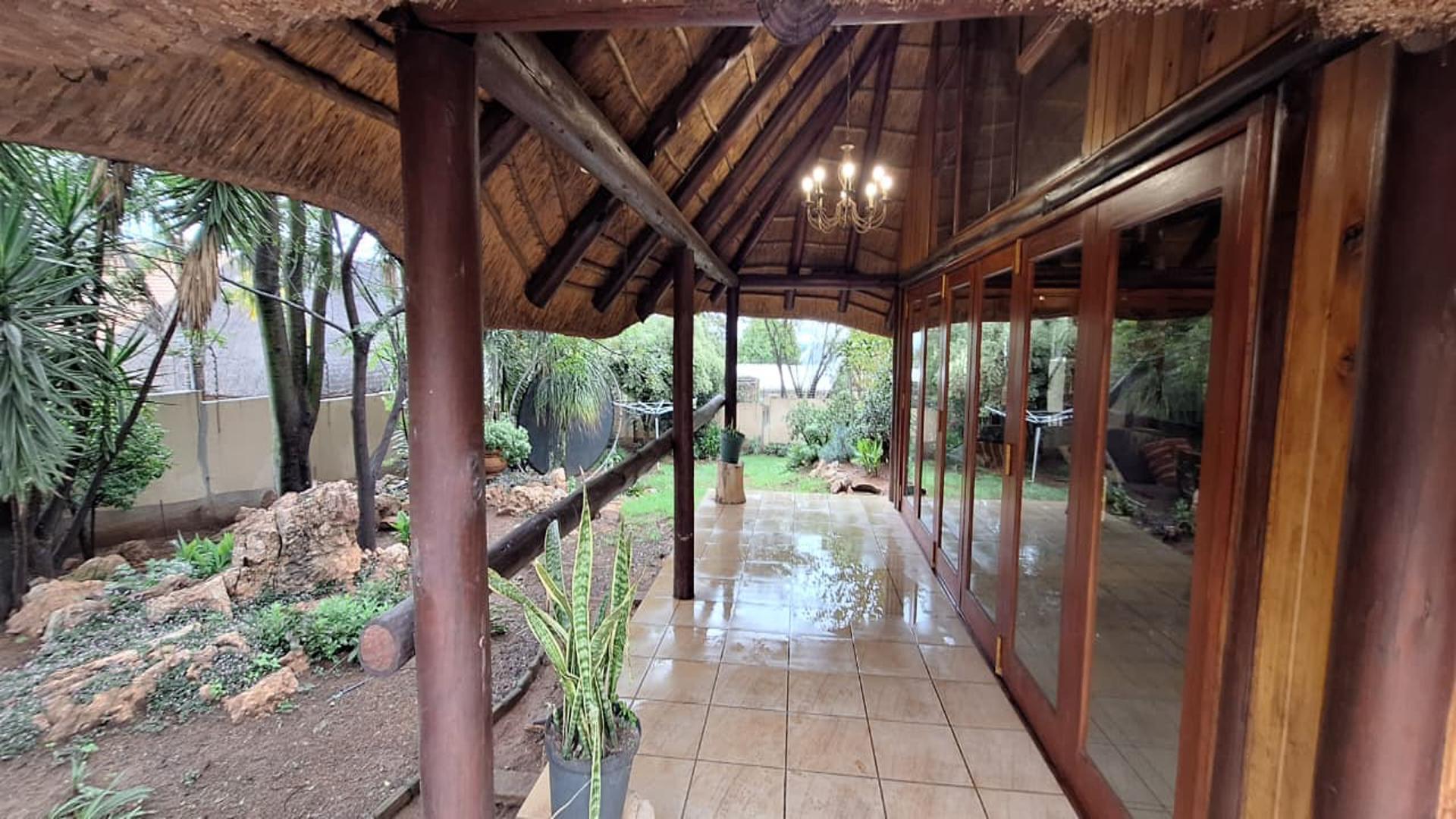 Backyard of property in Noordheuwel
