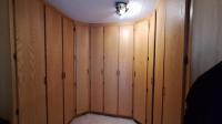 Spaces - 98 square meters of property in Noordheuwel