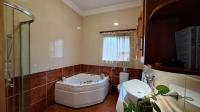 Main Bathroom - 11 square meters of property in Noordheuwel