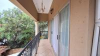Balcony - 18 square meters of property in Noordheuwel