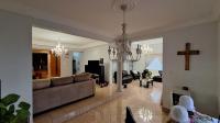 Spaces - 98 square meters of property in Noordheuwel