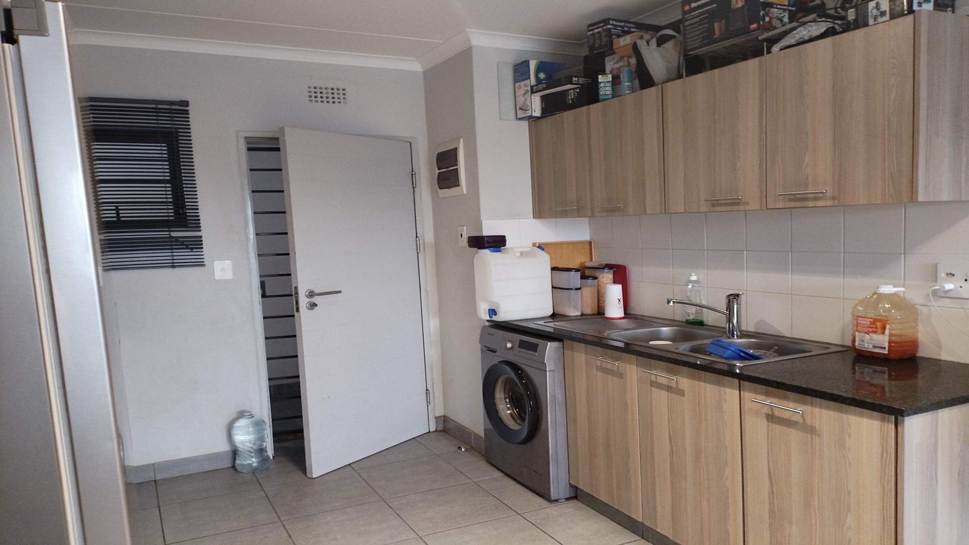 Kitchen of property in Umbogintwini