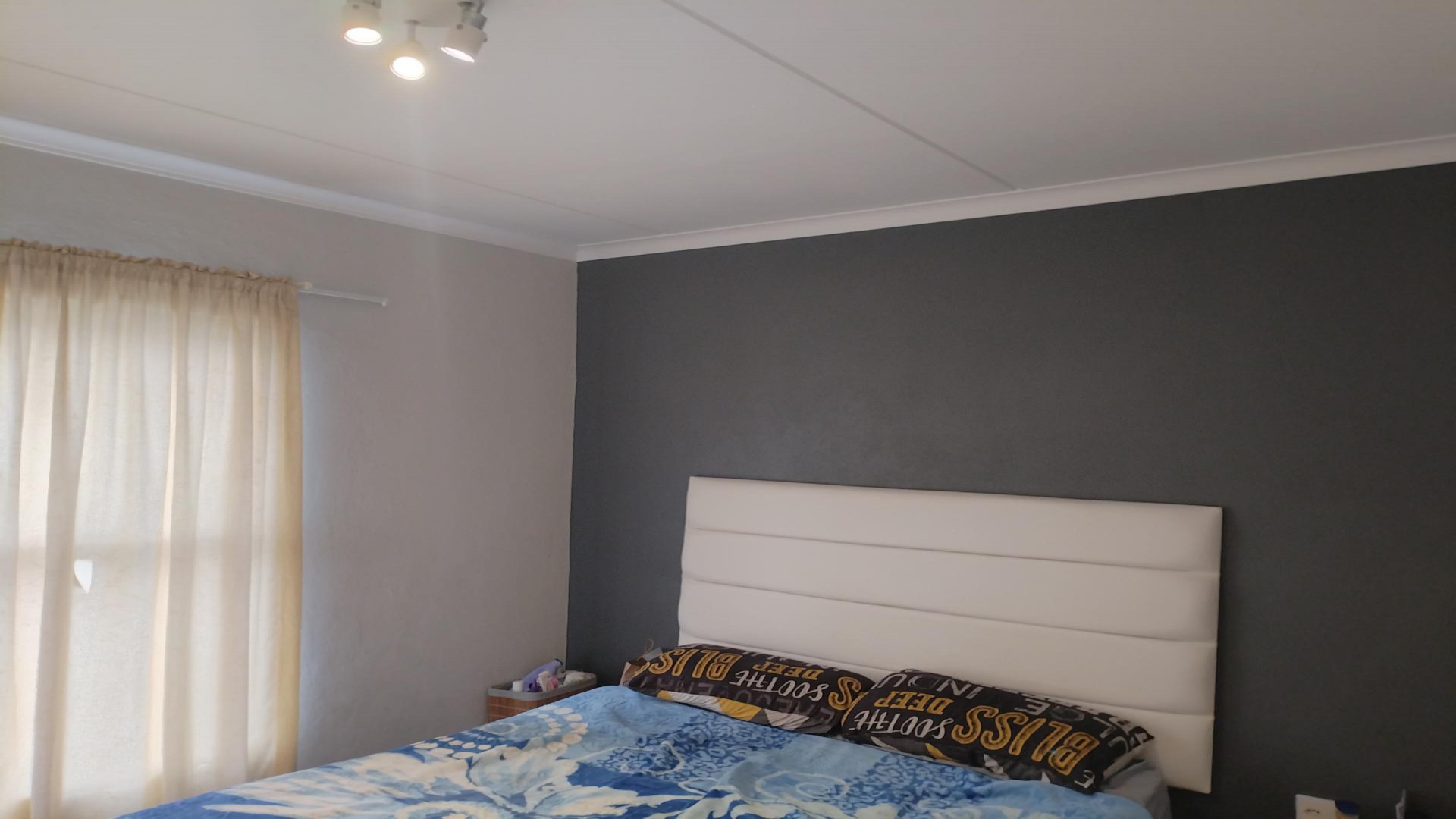Bed Room 2 of property in Umbogintwini