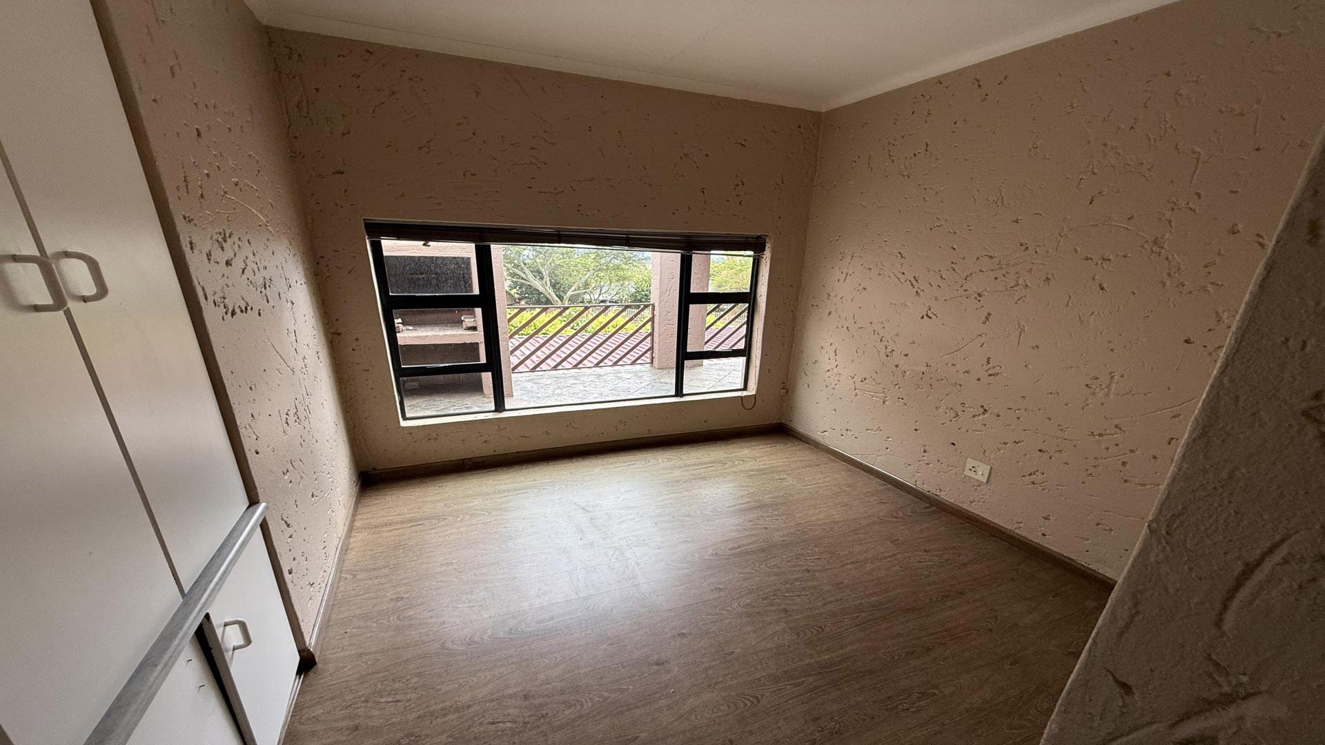 Bed Room 2 of property in Modelpark