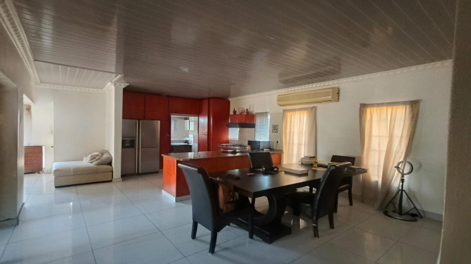 Dining Room of property in Safarituine