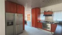 Kitchen of property in Safarituine