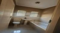 Bathroom 1 of property in Safarituine
