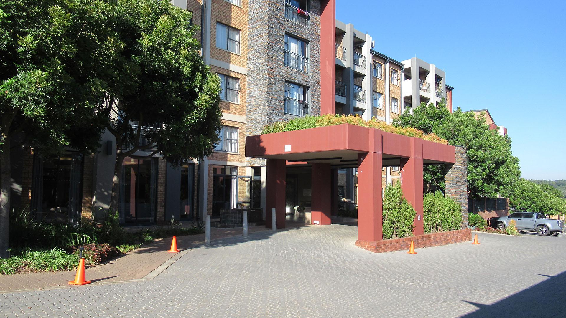 Front View of property in Johannesburg North