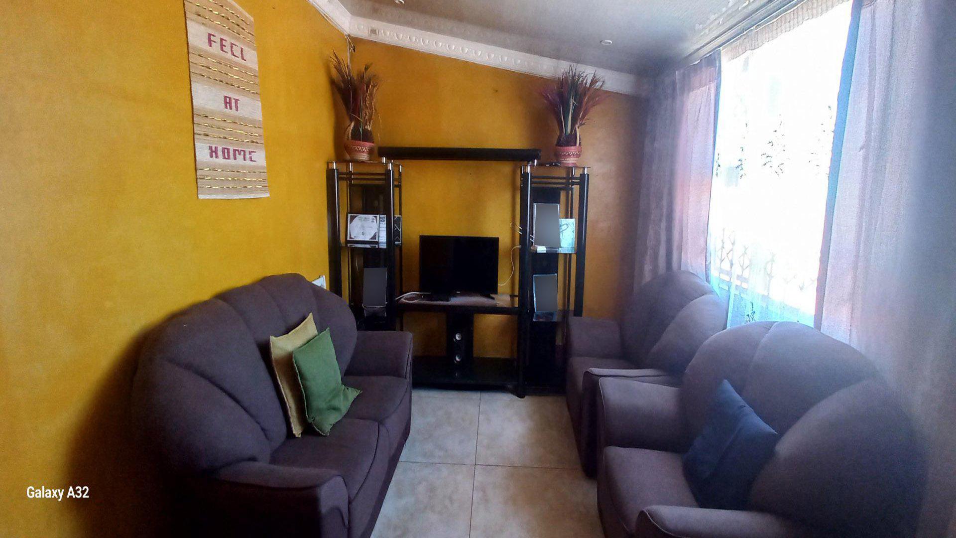 Lounges of property in Mdantsane