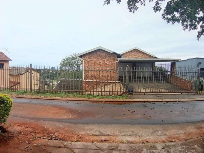 3 Bedroom House for Sale For Sale in Doonside - MR700758