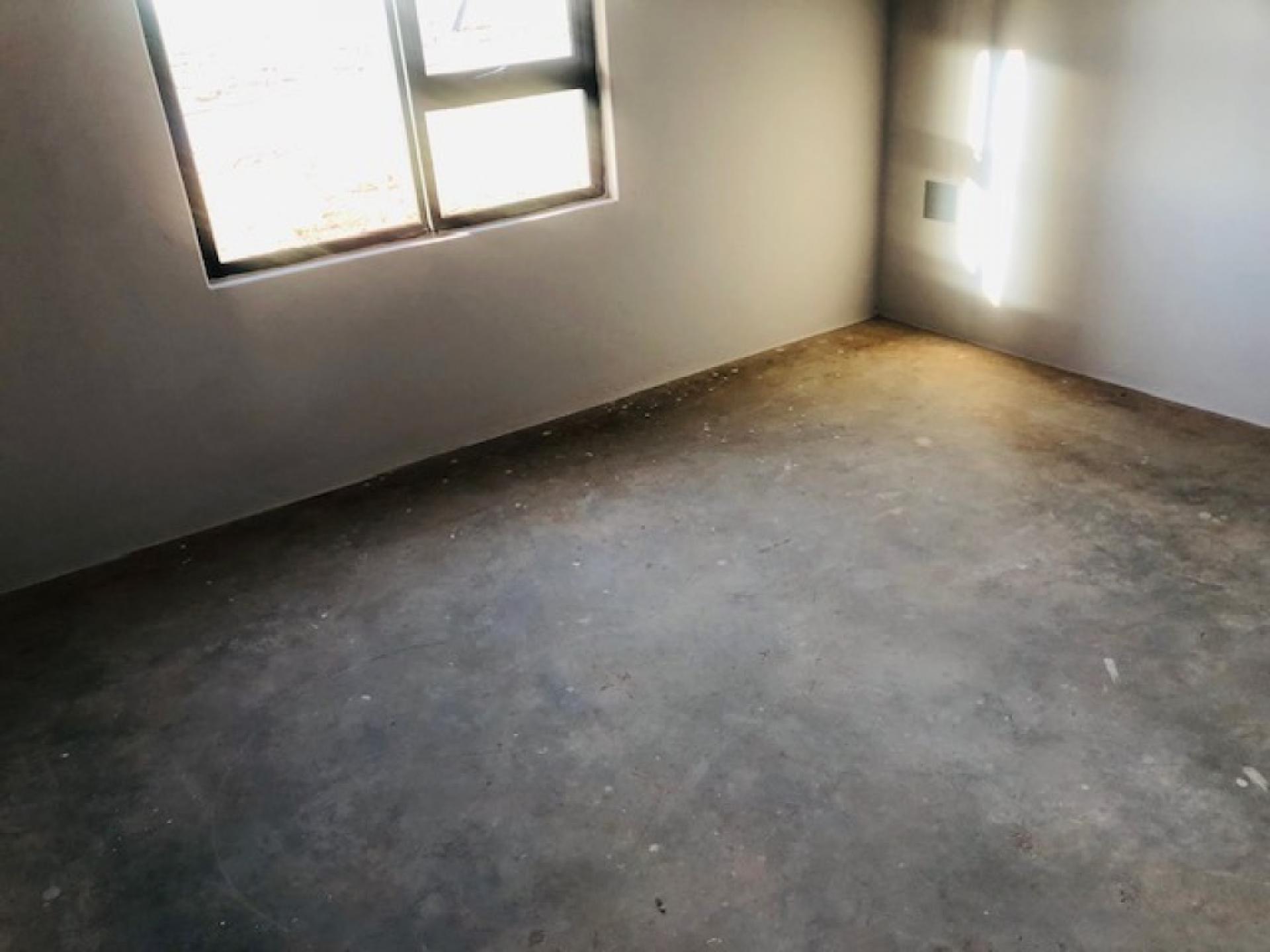  of property in Vosloorus