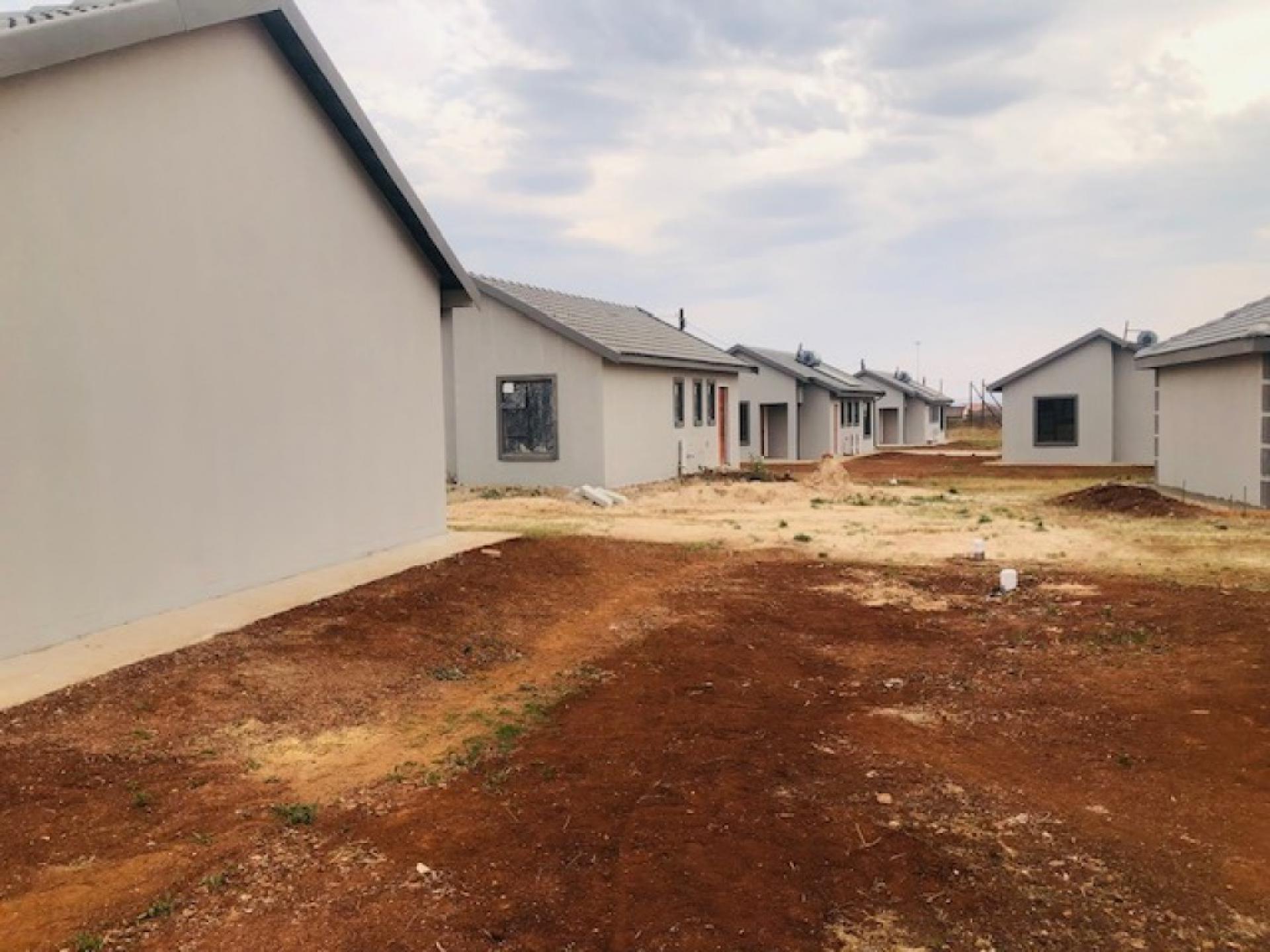  of property in Vosloorus